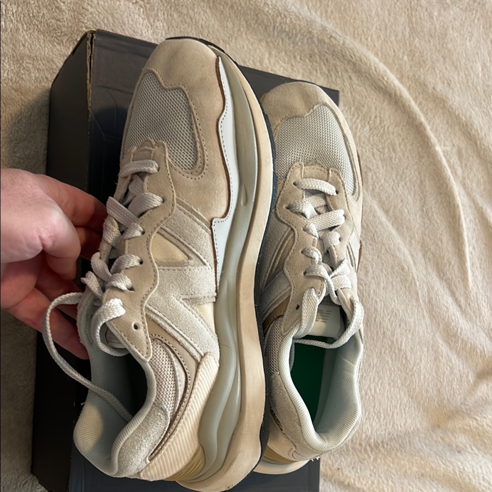 New Balance Unisex Running Shoes - M5740GRM - Picture 6 of 11